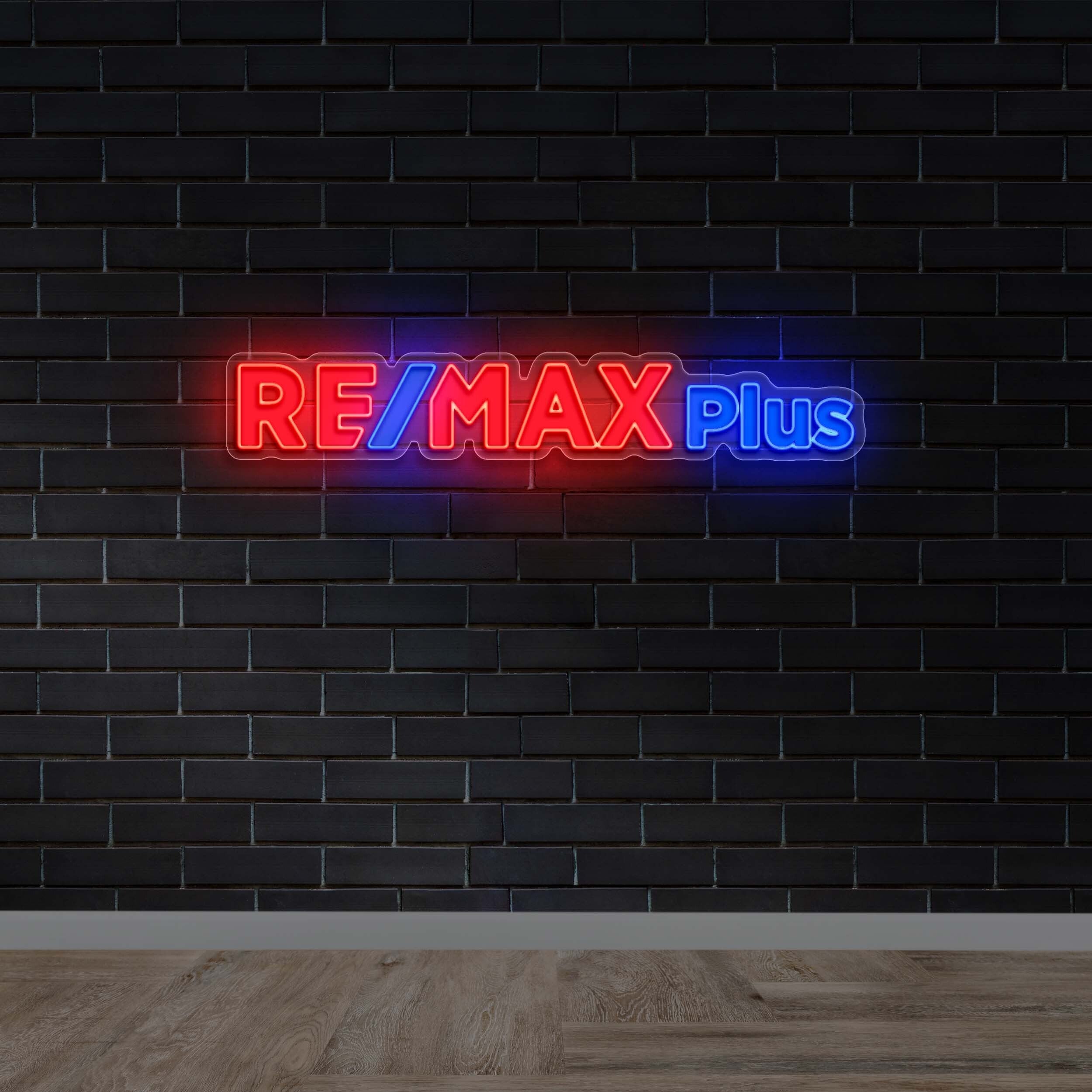 RE/MAX Plus - Premium Neon Artwork