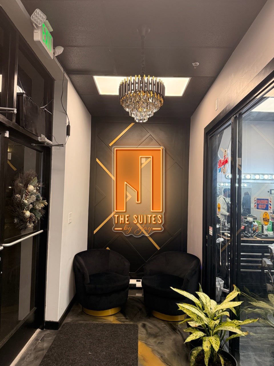 THE SUITES BY JAY (version 2) – Premium Neon Artwork